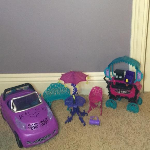 monster high cafe set